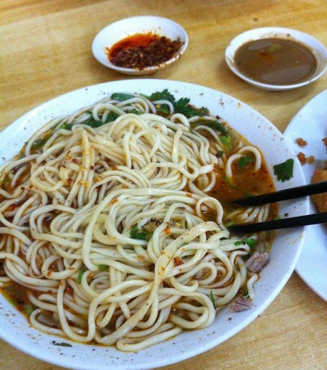 洪湖里拉面(总店)