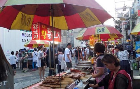釜山南浦洞小吃街的图片