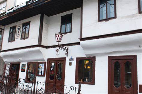 Kafana Question Mark