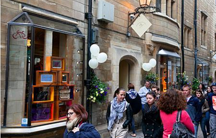 剑桥包（St Mary's Passage）