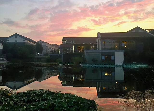 淄博汇龙桥烧烤城