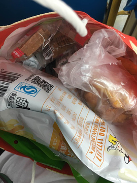 良品铺子(长沙山水湾店)