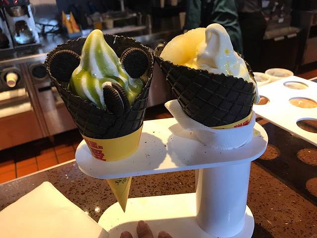 麦当劳(卫星广场店)