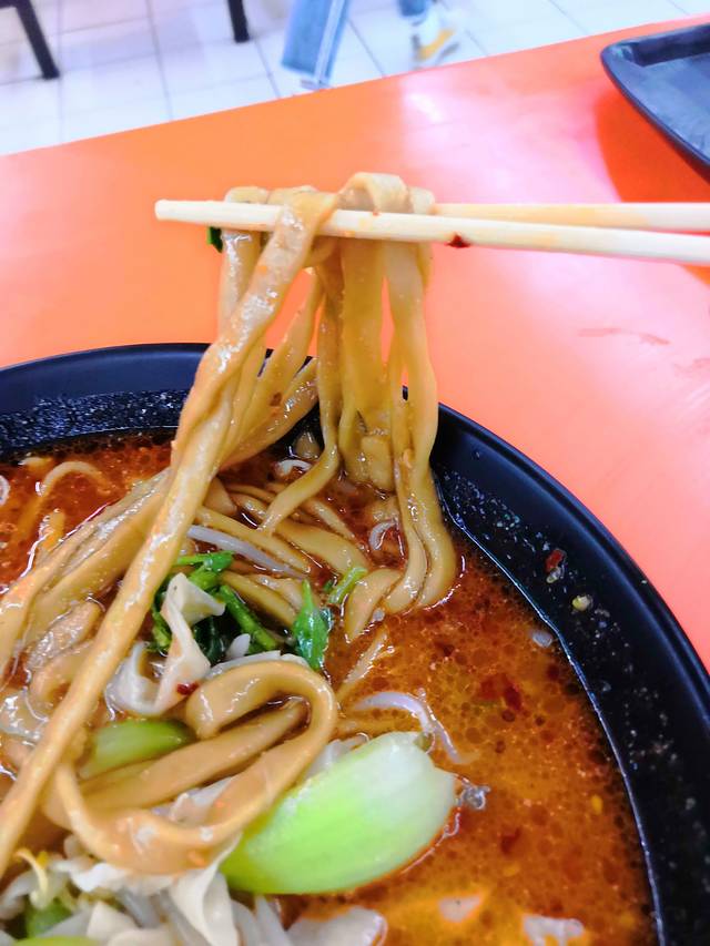 时代广场特色小吃街