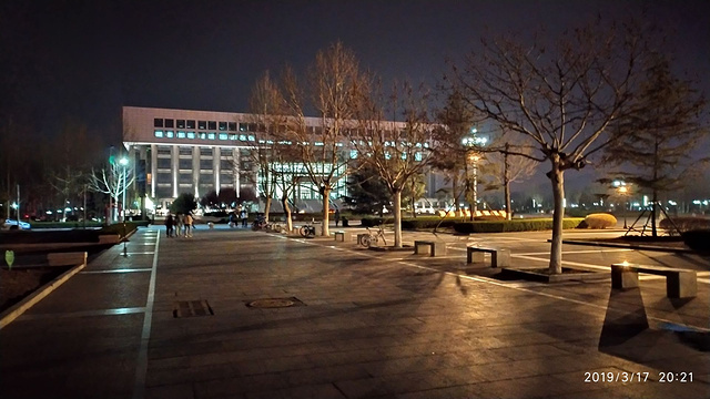 齐鲁工业大学(山东省科学院)-图书馆旅游景点图片