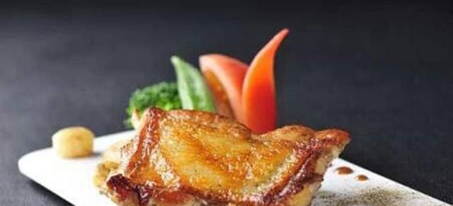 新月酒店西餐厅