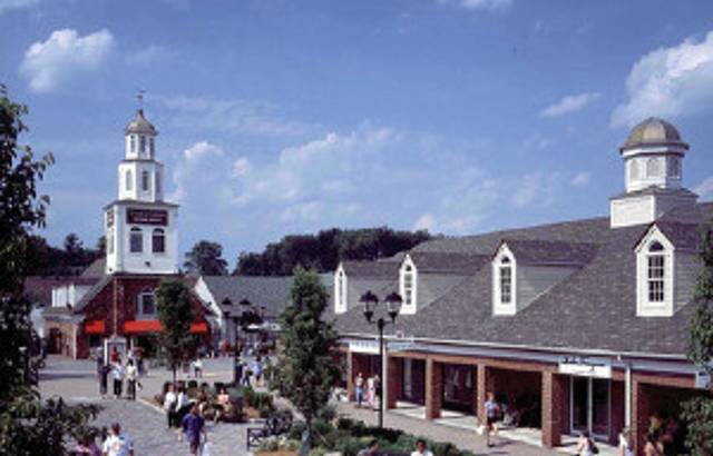 伍德百利奥特莱斯