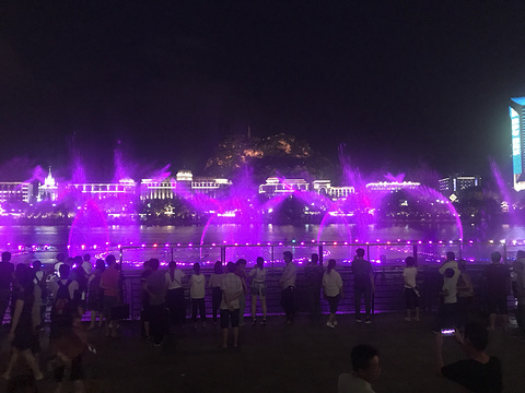 柳江大型音乐喷泉的图片