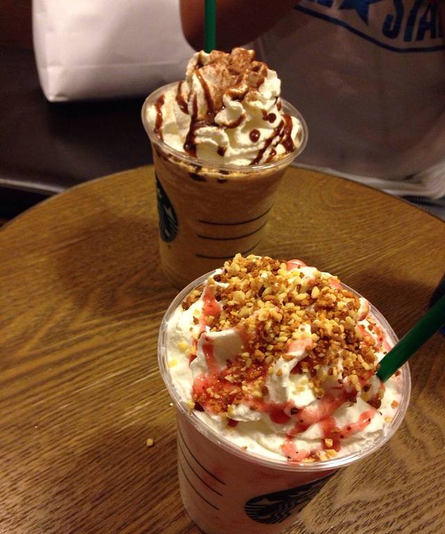 星巴克(仲盛世界商城店)