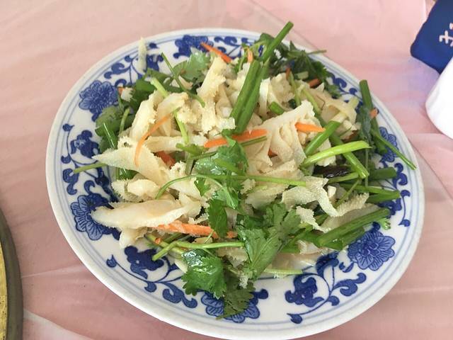 盛腾农家石锅鱼