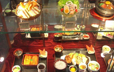 沙龙餐厅(上海浦东国际机场店)