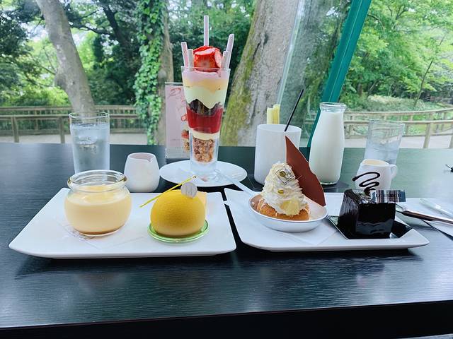 Le Musee de H Kanazawa