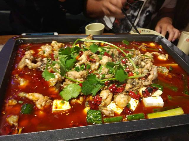 诸葛烤鱼(牛蛙·小龙虾万达店)