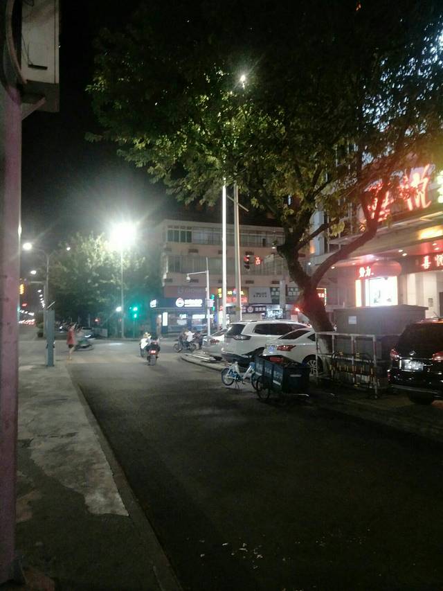 正新鸡排·炸鸡烧烤(风度店)