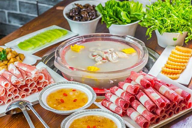 粤食荟猪肚鸡火锅(张家窝店)