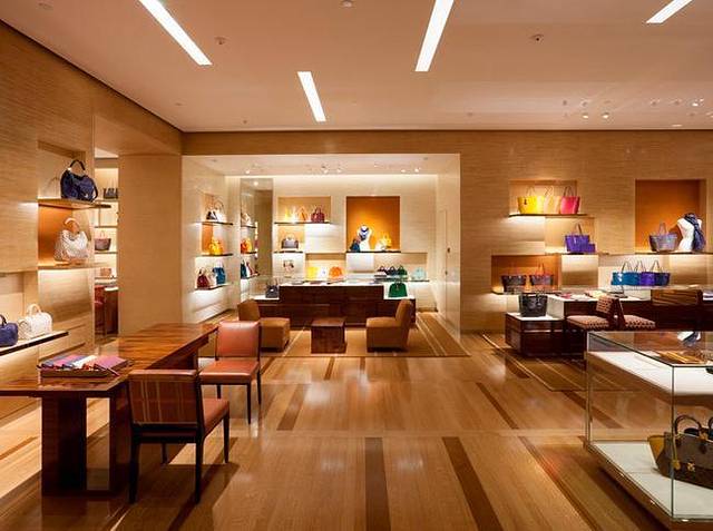 LV路易威登(杭州大厦购物中心店)