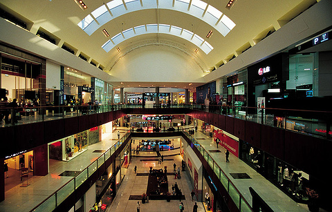 撒哈拉购物中心