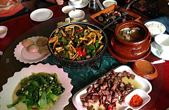 西藏丰盛藏式餐厅旅游景点图片