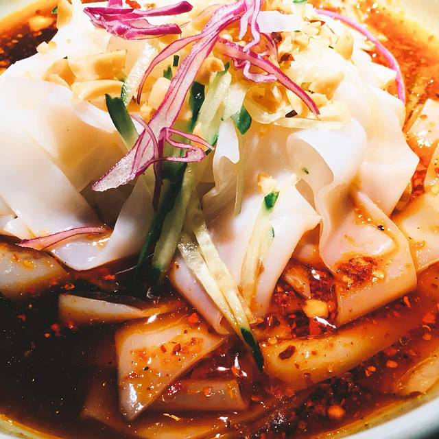 楼兰新疆主题餐厅(世界城广场店)