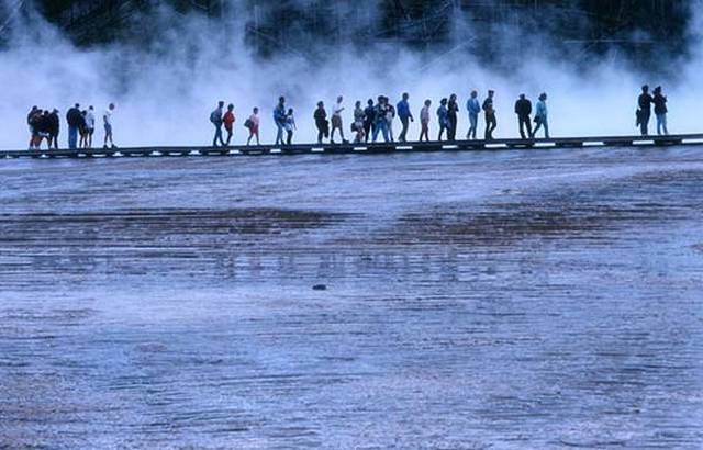 下间歇喷泉盆地