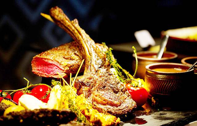 杭州绿城尊蓝钱江豪华精选酒店·全江景自助餐厅