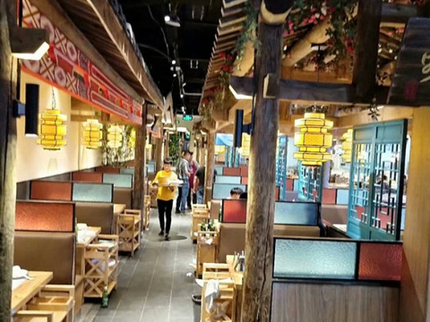 重庆牛巴适鲜货火锅(珠峰店)旅游景点图片