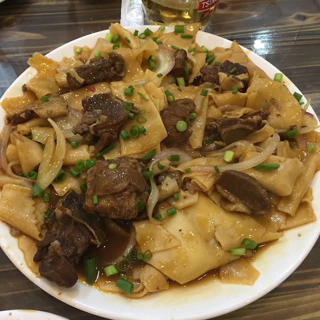 香味斋大漠胡羊焖饼店