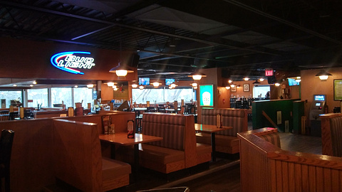 Riverside Pub & Eatery