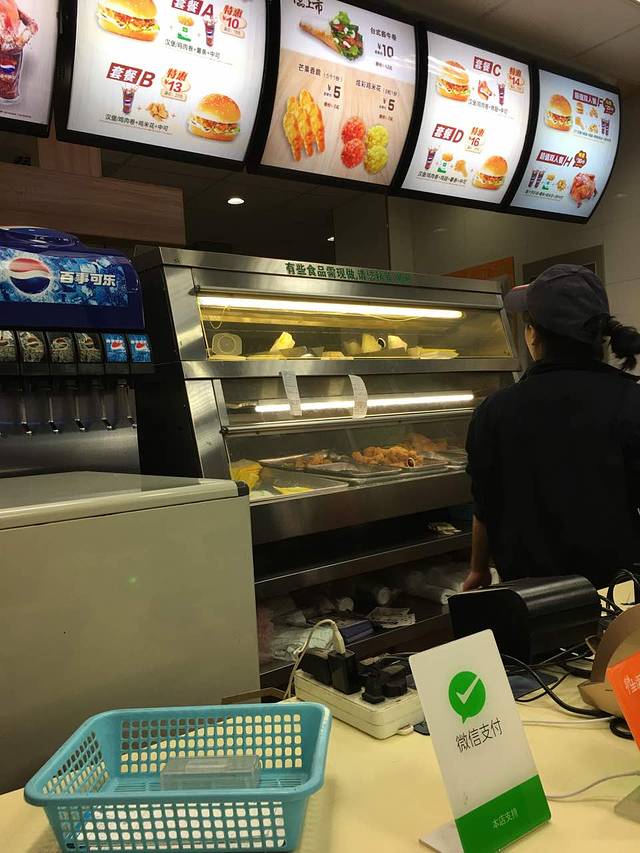 华莱士·全鸡汉堡(沙城店)