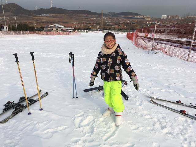 恒山滑雪滑草场