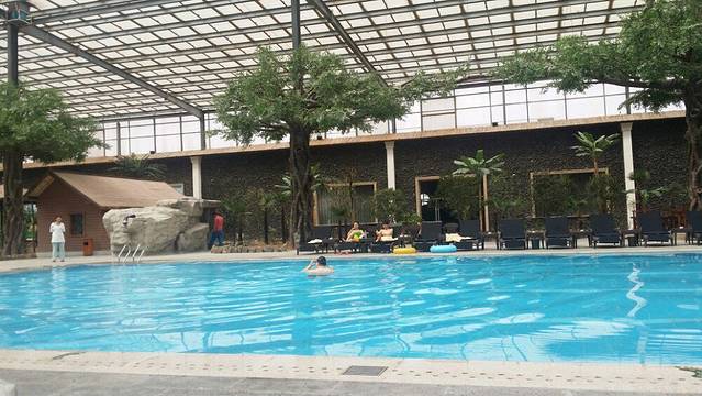 温都尔阿尔善温泉疗养中心