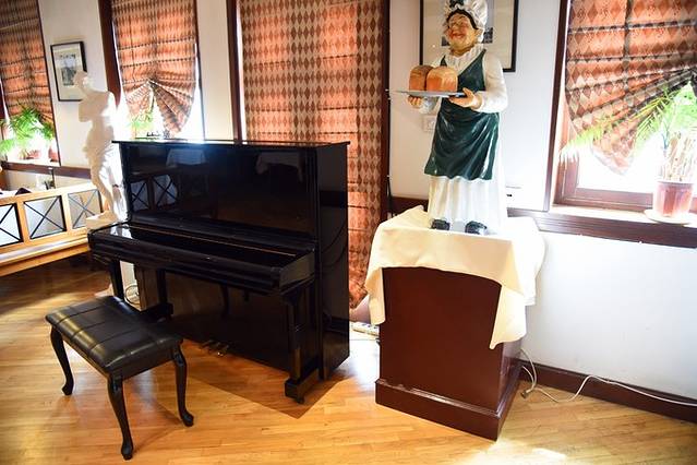 起士林(新港店)