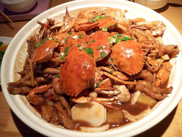 胖蟹哥肉蟹煲(十堰武商MALL店)