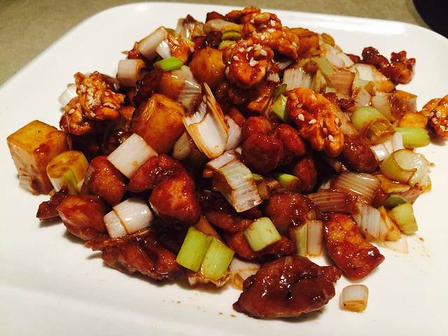 旺顺阁鱼头泡饼(魏公村店)