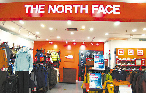 THE NORTH FACE(汶河南路金鹰国际购物中心店)