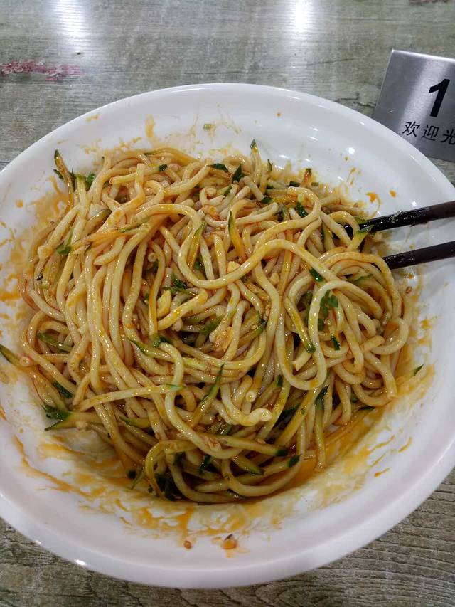 陕西面馆九味香快餐店(灵山湾路店)