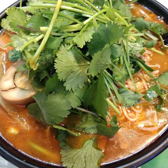 肥汁米蘭香港米线(定西路店)