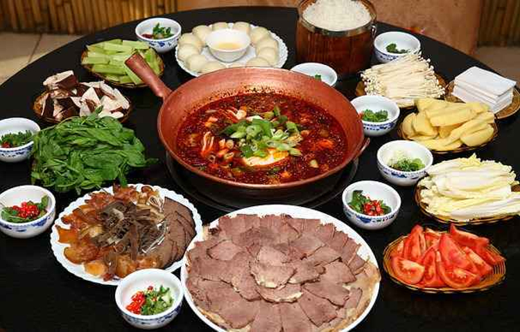 正宗保山铜瓢牛肉