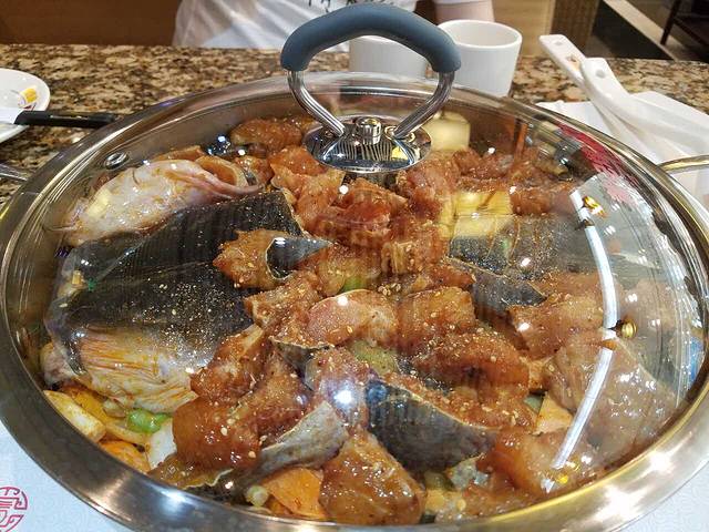 黄记煌三汁焖锅(凯德广场学府店)