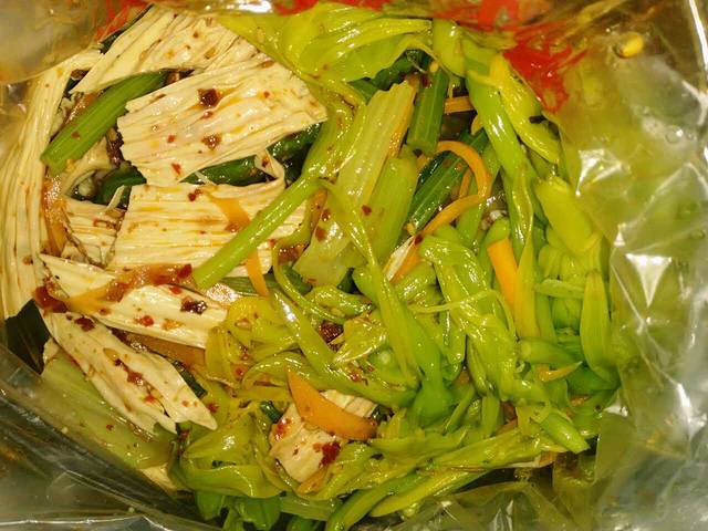 贾顺伟脱骨烧鸡(孟津桂花大道店)