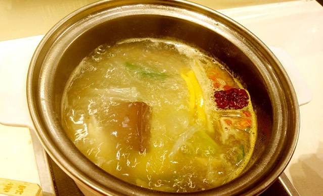 北家姓转转小火锅(西站店)