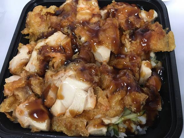 张姐烤肉拌饭(民族大学店)