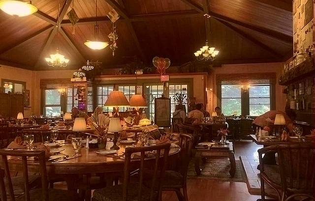 Kilauea Lodge and Restaurant