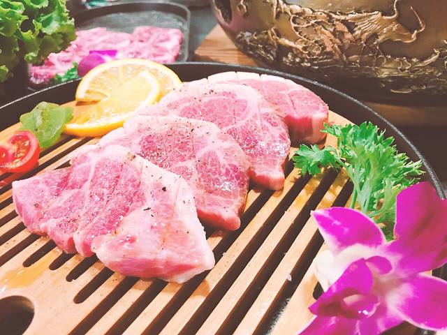 一手炭火烤肉专门店