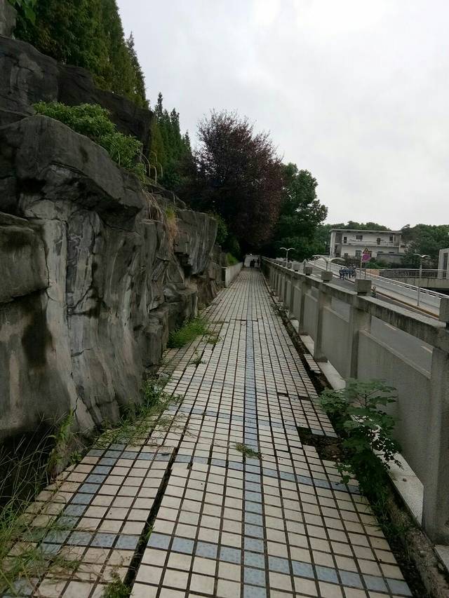 湖南财政经济学院-图书馆