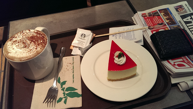 Starbucks Coffee Seef Mall旅游景点图片