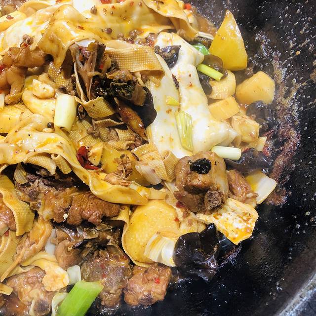 李二姐大锅台总店(玉水街店)