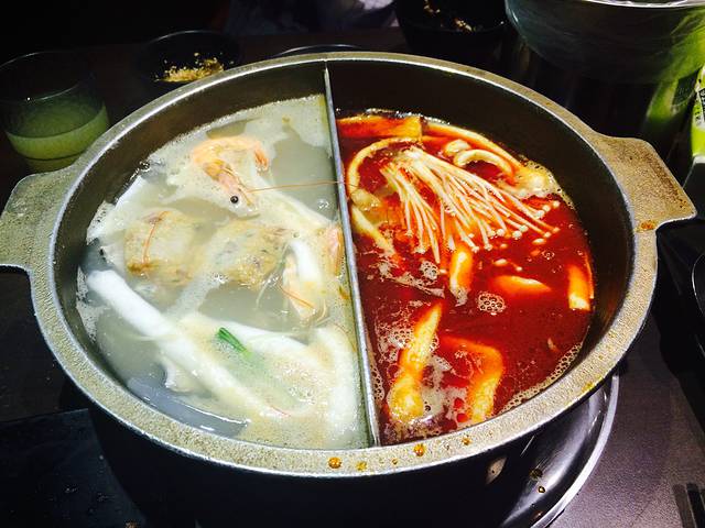 马辣顶级麻辣鸳鸯火锅(中山店)