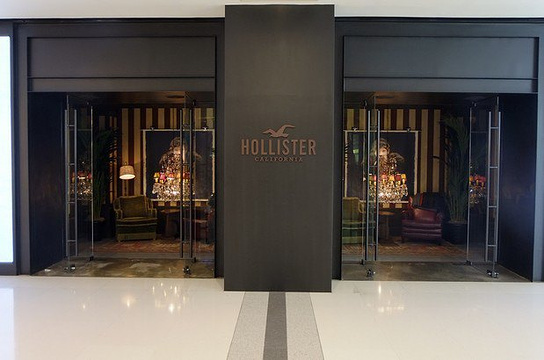 Hollister Co(万象城店)旅游景点图片
