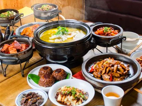 九锅一堂酸菜鱼(煌华新纪元店)